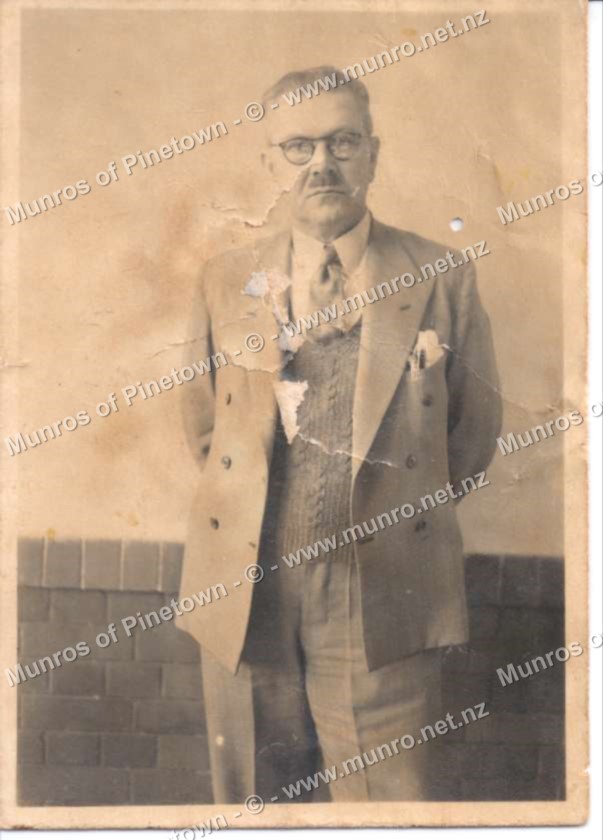 William Cruickshank Low
